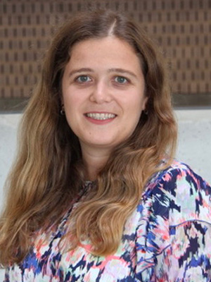 DR. ANDREIA TRINDADE PEREIRA